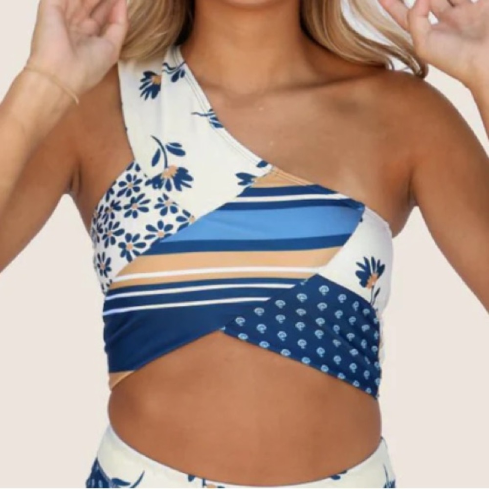 NWOT Nani Safari Patchwork Crop Top (M)